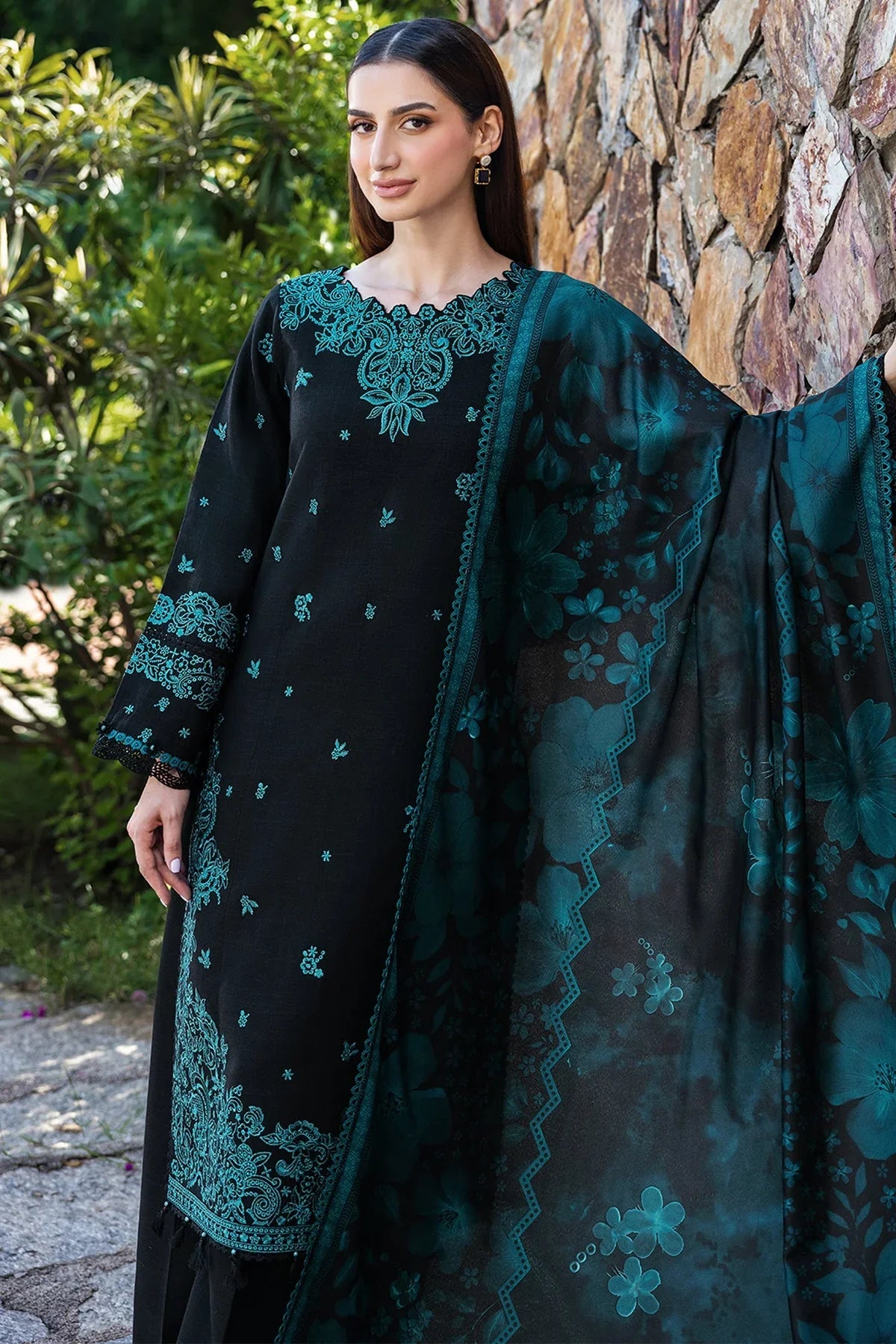 BATIK-3PC KHADDAR EMBROIDERED SUIT LEH-4391