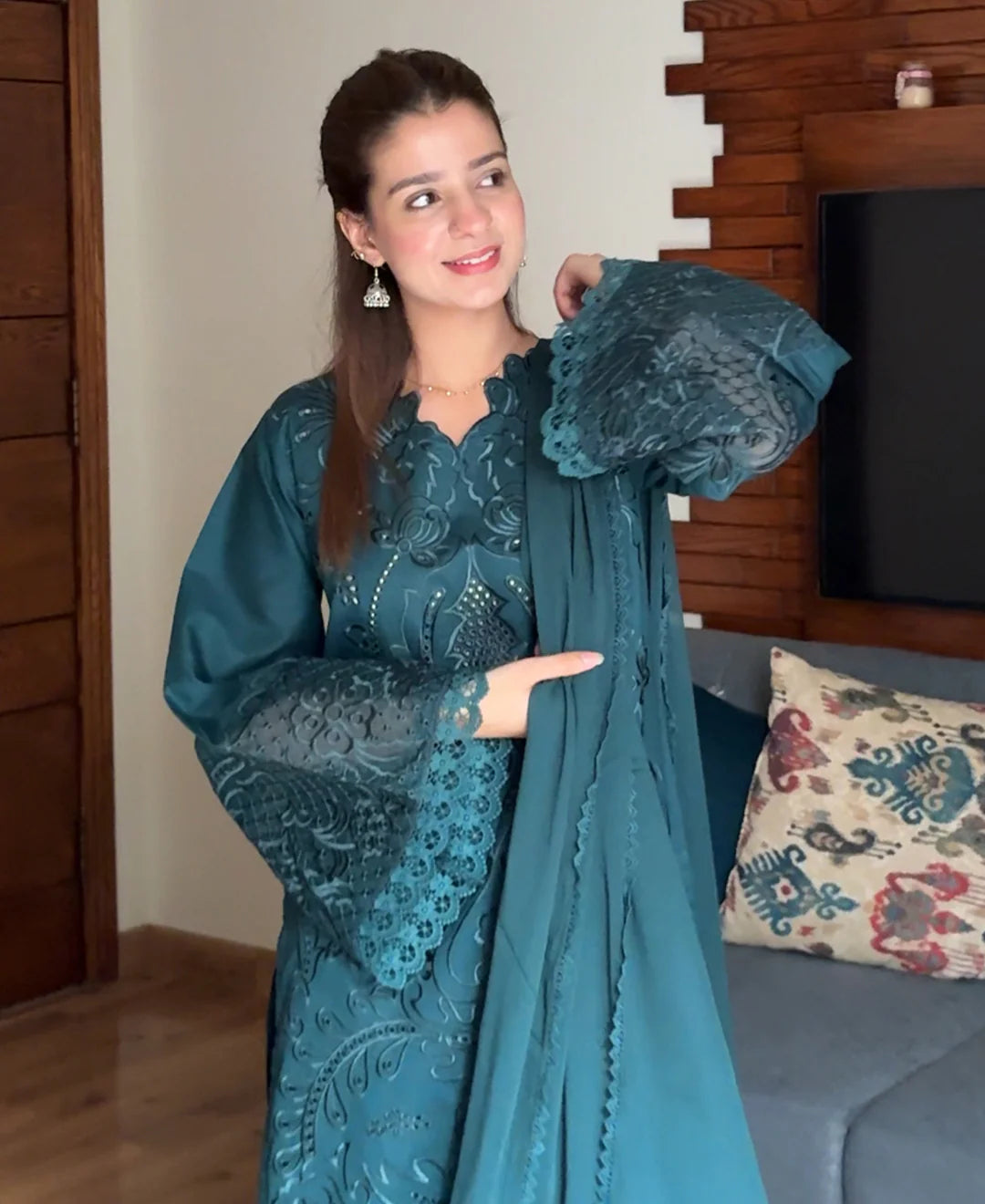 3PC LAWN EMBROIDERED SUIT-NEL-4010