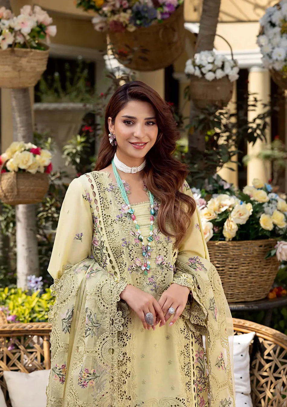 ELAF-3PC LAWN CHIKANKARI EMBROIDERED SUIT-NEL-4004