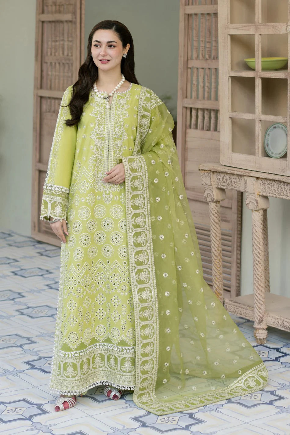 MARYAM & MARIA-3PC LAWN EMBROIDERED SUIT-NEL-4002