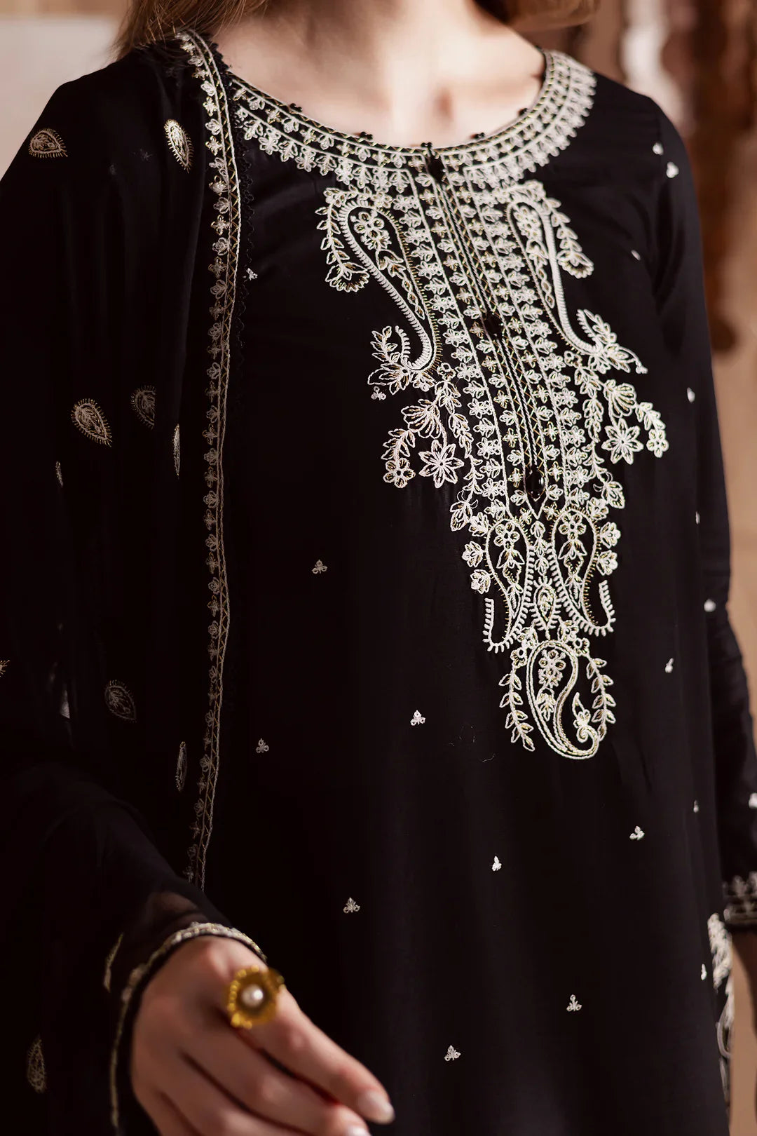 BATIK-3PC DHANAK EMBROIDERED SUIT NEH-4155
