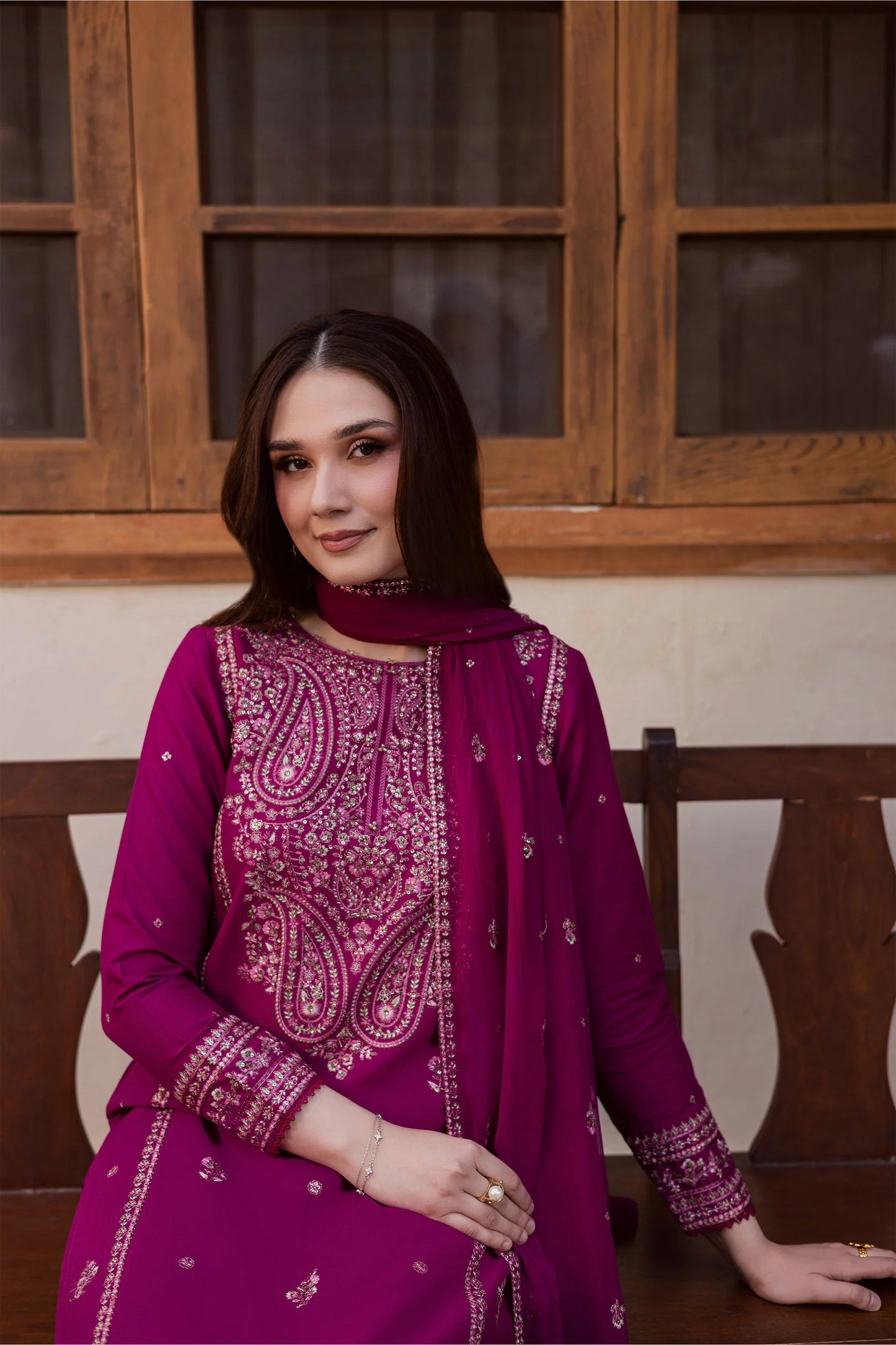 BATIK-3PC LAWN EMBROIDERED SUIT-NEL-000