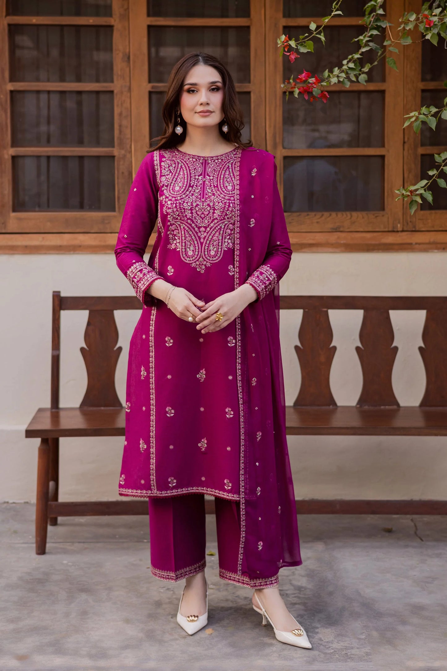 BATIK-3PC LAWN EMBROIDERED SUIT-NEL-000