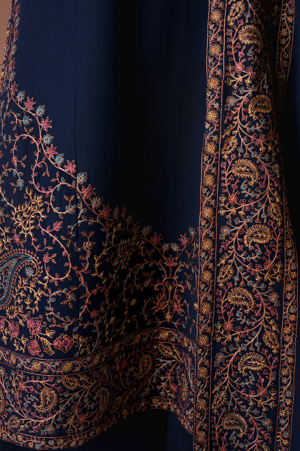 BATIK-3PC LAWN EMBROIDERED SHIRT WITH LAWN EMBROIDERED DUPATTA AND TROUSER-NEL 705
