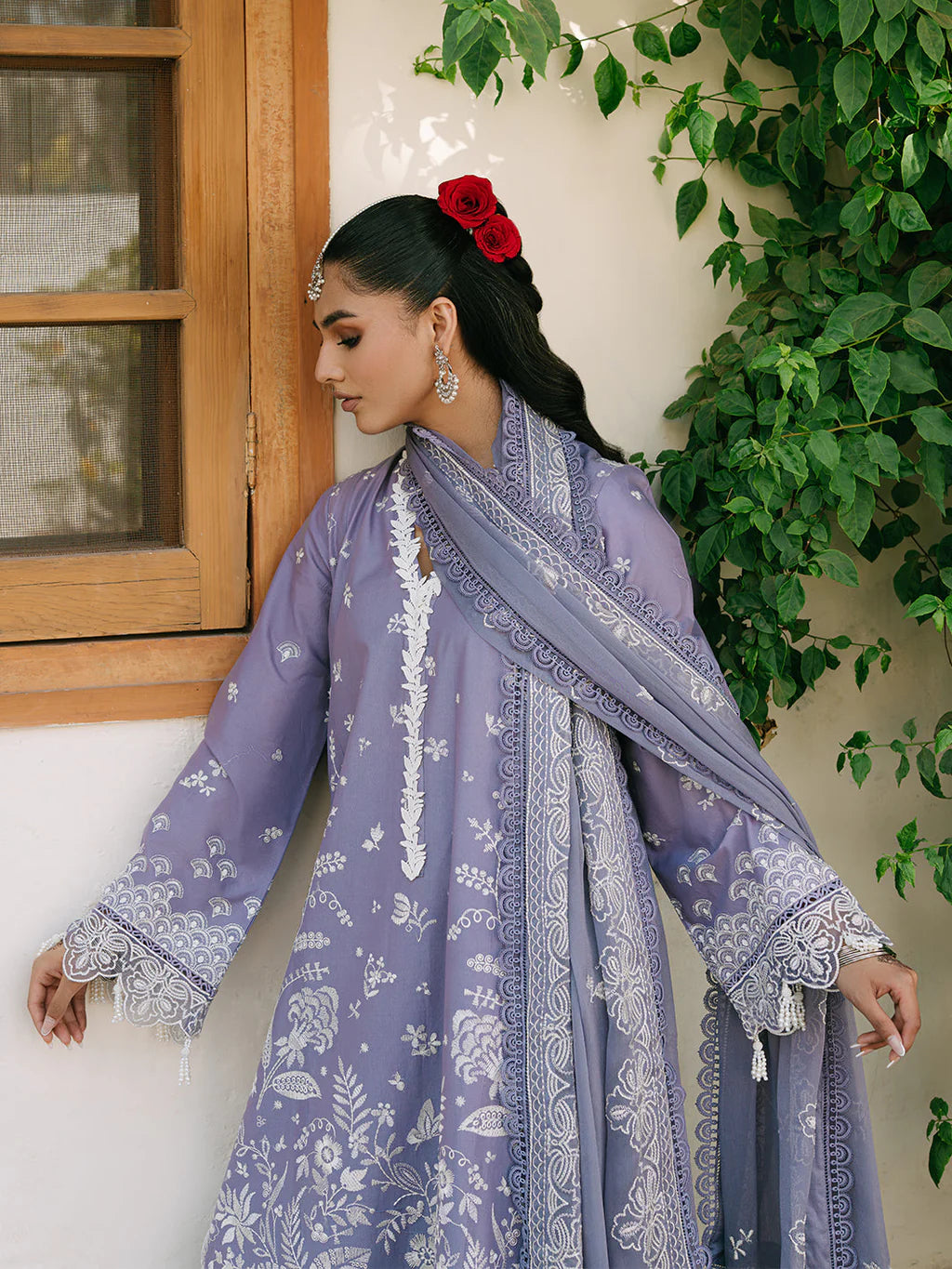 MAHNUR-3PC LAWN EMBROIDERED SUIT-NEL-980